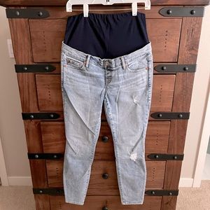 Gap True Skinny Maternity Jean - 29 / 8 short